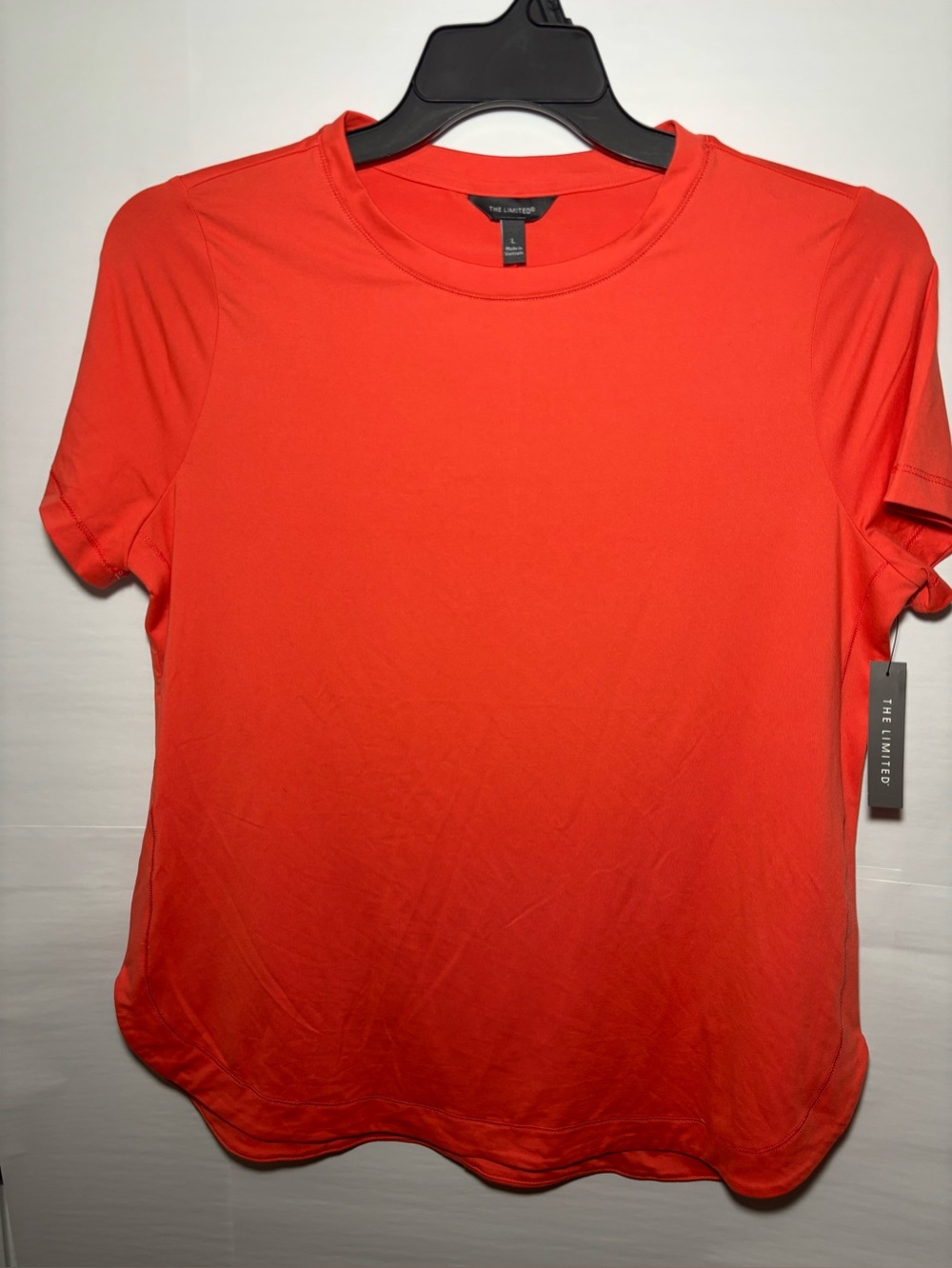 The Limited Grapefruit Red Short Sleeve Top Size L NWT